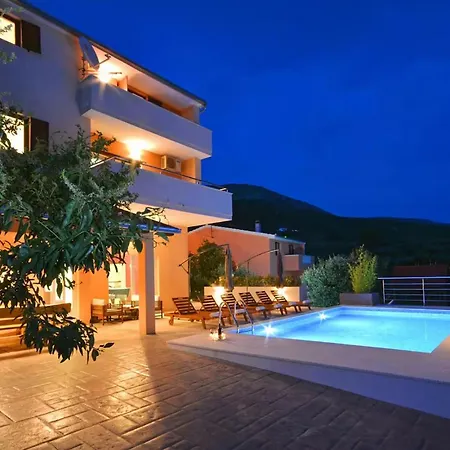 Ferienhaus In With Private Swimming Pool, Be Inside Or Outside
