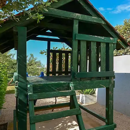 In With Private Swimming Pool, Be Inside Or Outside