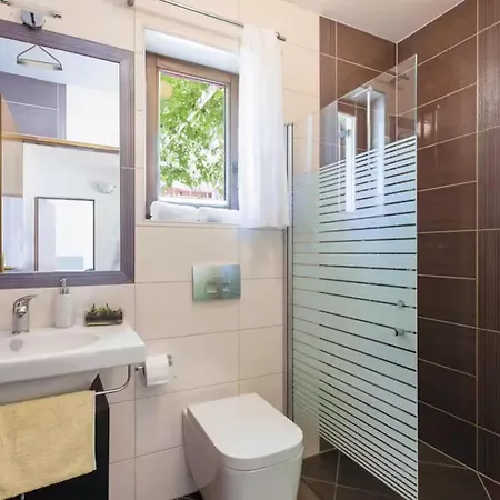 In With Private Swimming Pool, Be Inside Or Outside Ferienhaus Podstrana